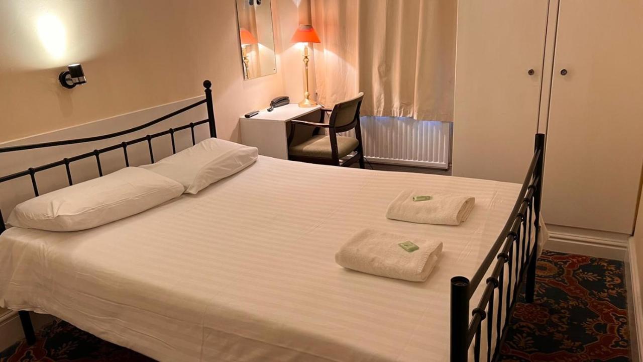 Gresham Hotel Bloomsbury Лондон Экстерьер фото