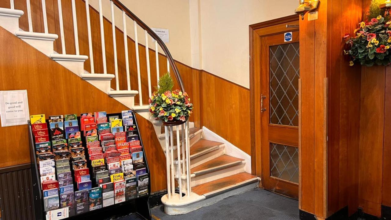 Gresham Hotel Bloomsbury Лондон Экстерьер фото