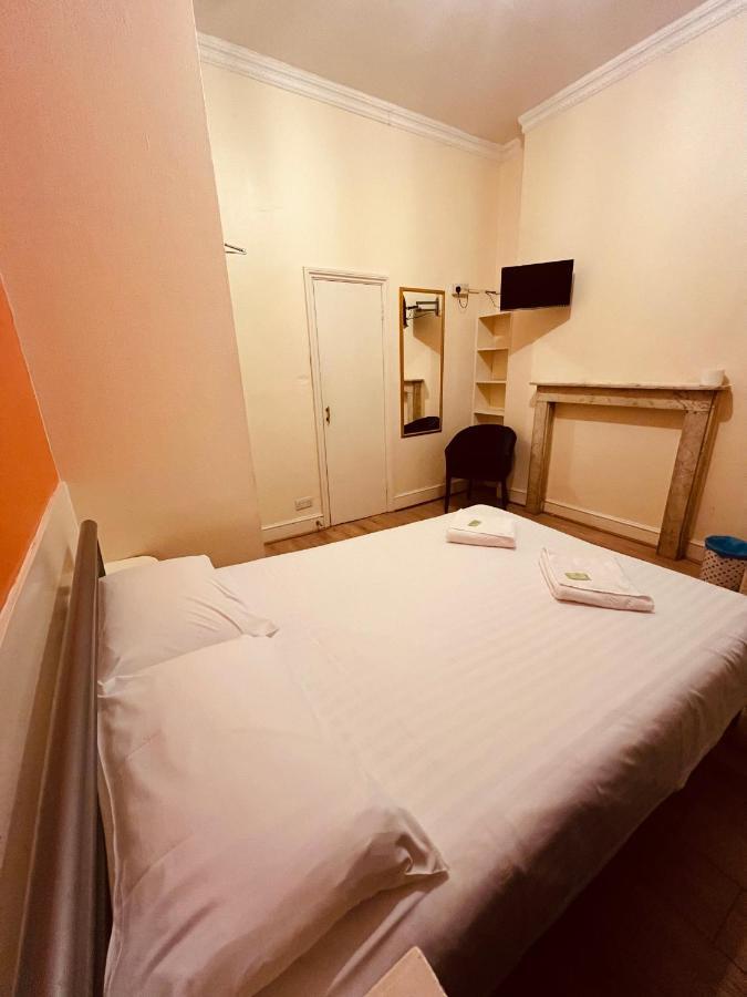 Gresham Hotel Bloomsbury Лондон Экстерьер фото