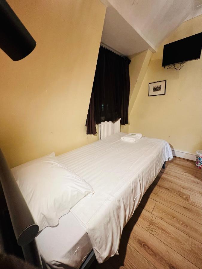 Gresham Hotel Bloomsbury Лондон Экстерьер фото