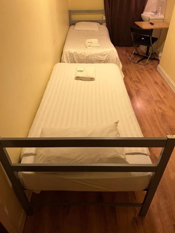 Gresham Hotel Bloomsbury Лондон Экстерьер фото