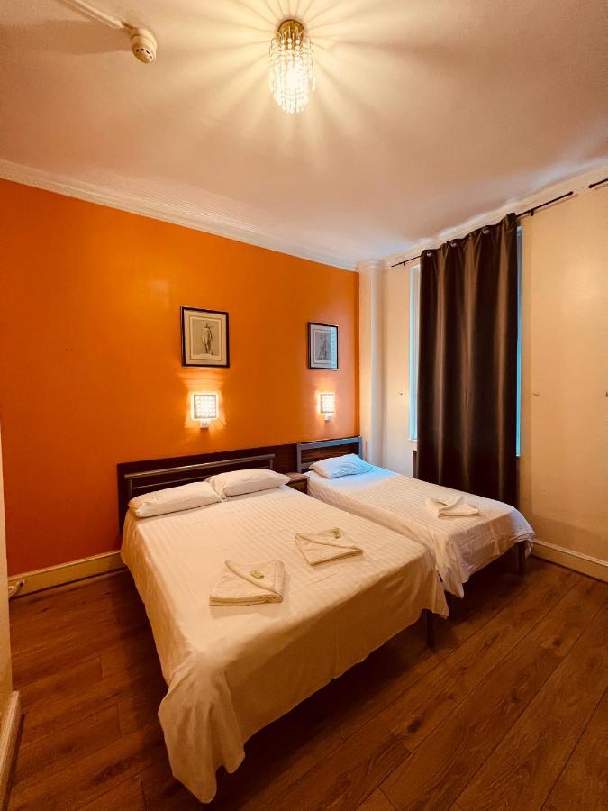 Gresham Hotel Bloomsbury Лондон Экстерьер фото