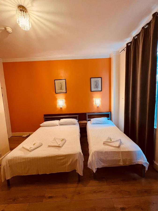 Gresham Hotel Bloomsbury Лондон Экстерьер фото