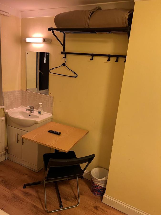 Gresham Hotel Bloomsbury Лондон Экстерьер фото