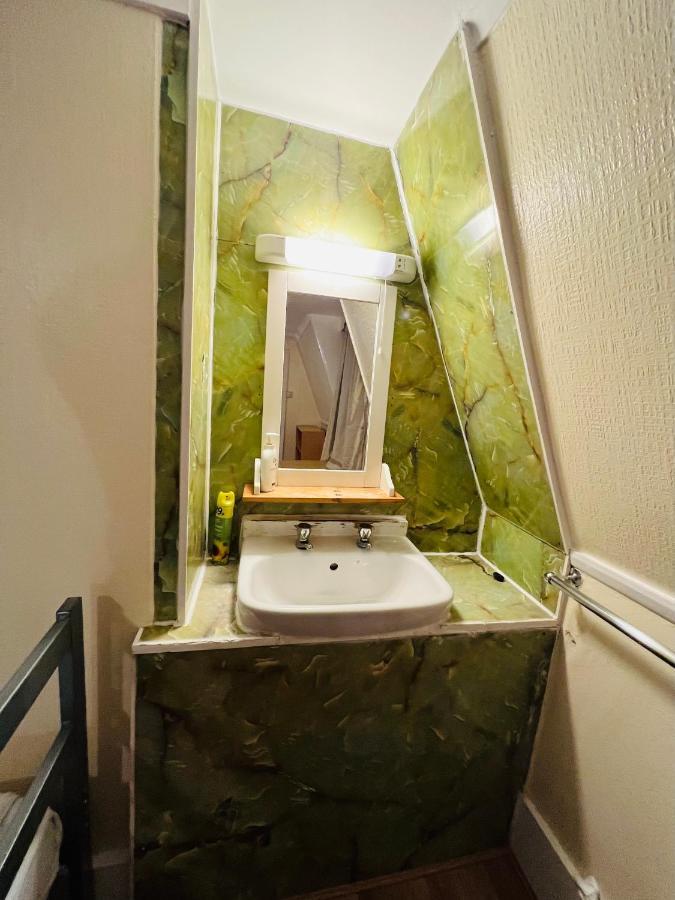 Gresham Hotel Bloomsbury Лондон Экстерьер фото