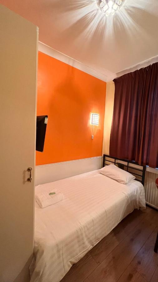 Gresham Hotel Bloomsbury Лондон Экстерьер фото