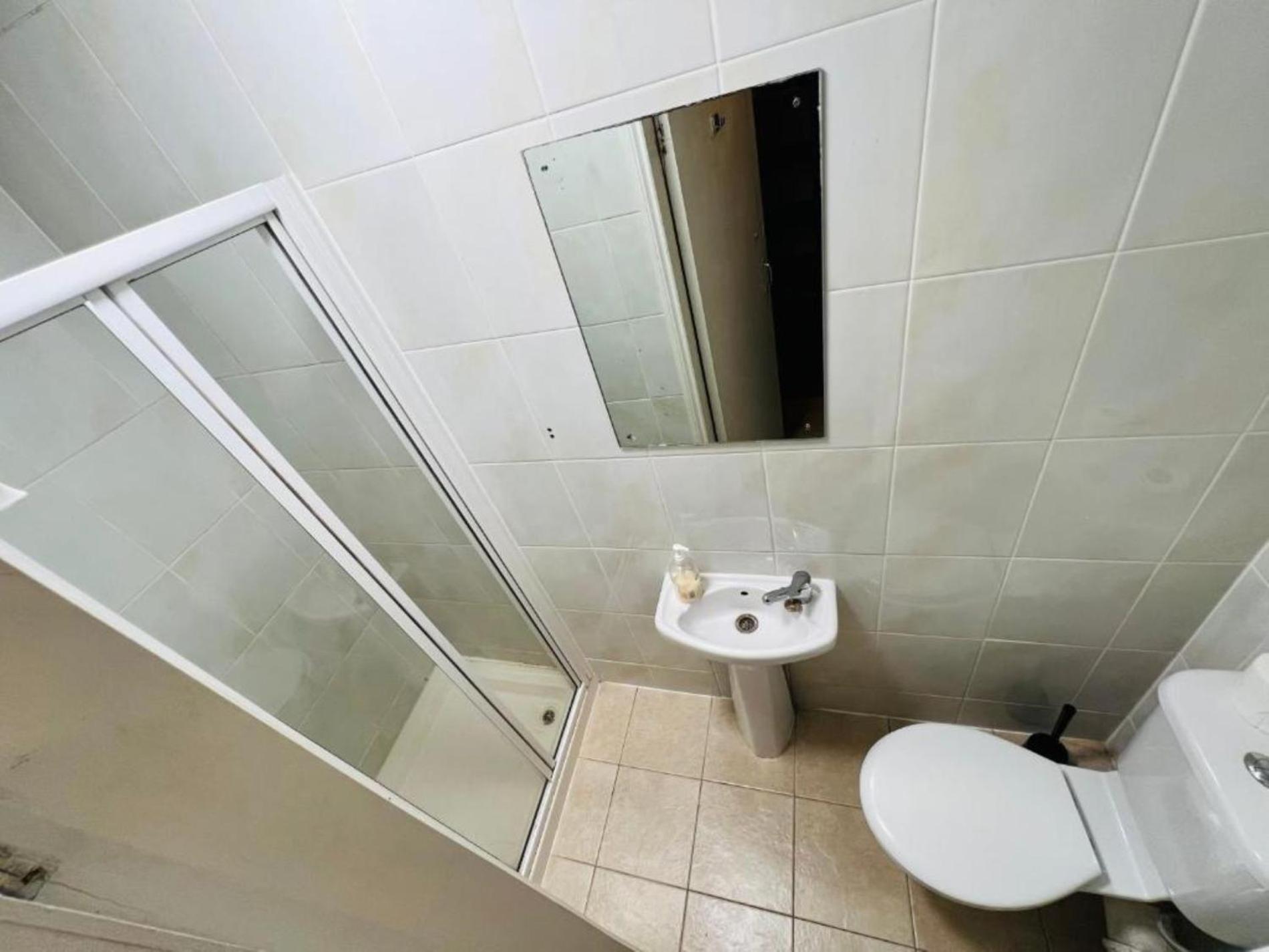 Gresham Hotel Bloomsbury Лондон Экстерьер фото