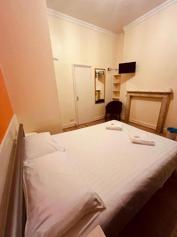 Gresham Hotel Bloomsbury Лондон Экстерьер фото